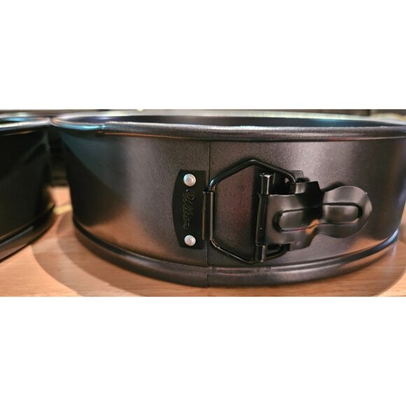 Wilton Cake Pans Nonstick Springform Set 3 Piece Black - Picture 7 of 8